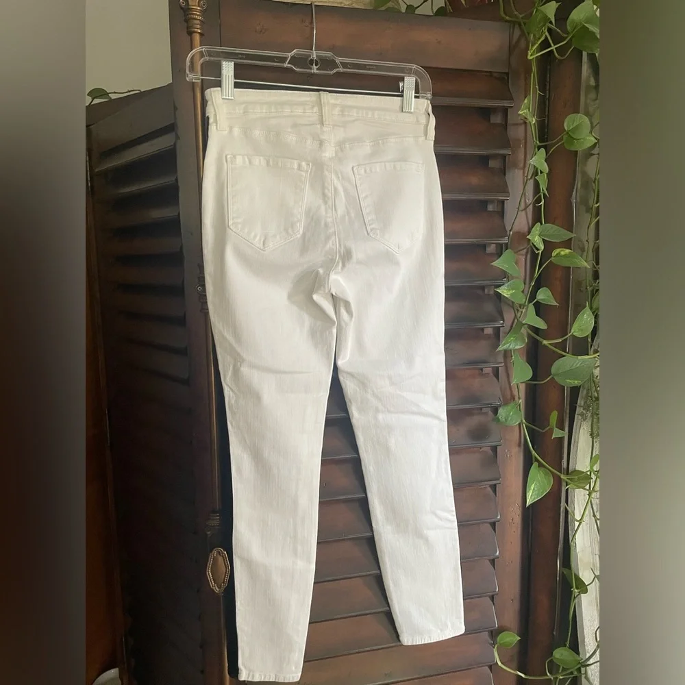 L'AGENCE Women's White Skinny Pants Velvet Black Stripe 26 EUC - Picture 7 of 7